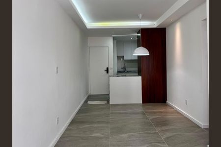 Sala/Cozinha de apartamento à venda com 2 quartos, 62m² em Centro, Campinas