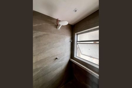 Apartamento à venda com 62m², 2 quartos e 1 vaga Apartamento à venda com 62m², 2 quartos e 1 vagaBanheiro da Suíte