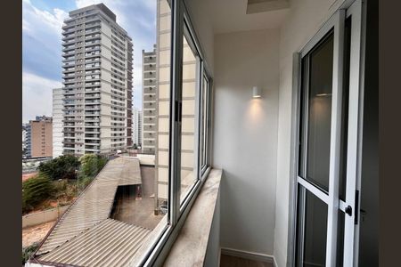 Sacada  de apartamento à venda com 2 quartos, 62m² em Centro, Campinas