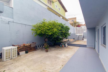 Casa de condomínio para alugar com 25m², 1 quarto e sem vaga Casa de condomínio para alugar com 25m², 1 quarto e sem vagaCondomínio