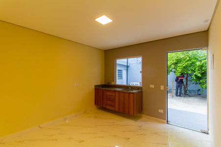 Casa de condomínio para alugar com 25m², 1 quarto e sem vaga Casa de condomínio para alugar com 25m², 1 quarto e sem vagaSala/Cozinha
