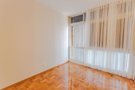 Apartamento para alugar com 68m², 1 quarto e sem vagaQuarto