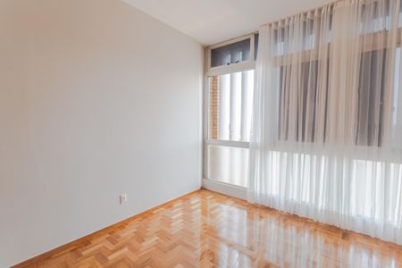 Apartamento para alugar com 68m², 1 quarto e sem vagaQuarto