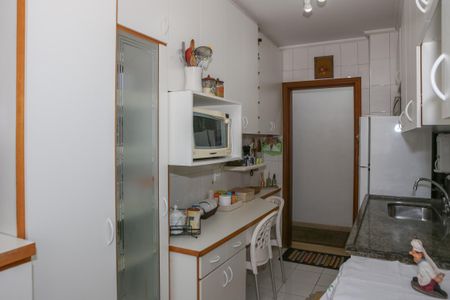 Apartamento à venda com 85m², 3 quartos e 1 vagaCozinha e Área de Serviço