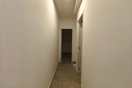 Apartamento à venda com 43m², 2 quartos e 1 vagaCorredor - Quartos