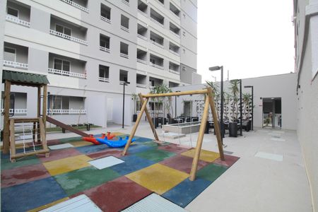 Apartamento para alugar com 32m², 2 quartos e sem vaga Apartamento para alugar com 32m², 2 quartos e sem vagaÁrea comum - Playground