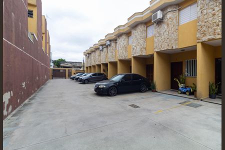 Casa de condomínio à venda com 70m², 2 quartos e 1 vaga Casa de condomínio à venda com 70m², 2 quartos e 1 vagaÁrea comum