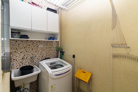 Casa de condomínio à venda com 70m², 2 quartos e 1 vaga Casa de condomínio à venda com 70m², 2 quartos e 1 vagaÁrea de Serviço