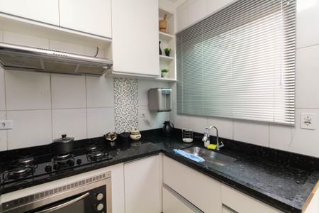 Casa de condomínio à venda com 70m², 2 quartos e 1 vaga Casa de condomínio à venda com 70m², 2 quartos e 1 vagaCozinha