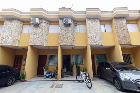 Casa de condomínio à venda com 70m², 2 quartos e 1 vaga Casa de condomínio à venda com 70m², 2 quartos e 1 vagaÁrea comum