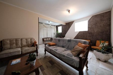 Sala de casa à venda com 3 quartos, 250m² em Vila Domitila, São Paulo