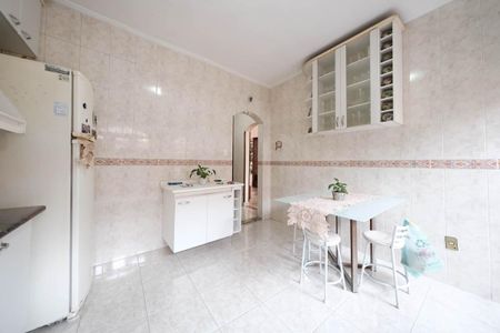 Casa à venda com 250m², 3 quartos e 3 vagasCozinha