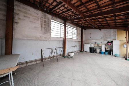 Casa à venda com 250m², 3 quartos e 3 vagasÁrea de Serviço