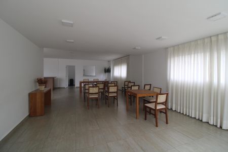 Apartamento para alugar com 60m², 2 quartos e 1 vagaÁrea comum