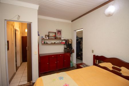 Casa à venda com 140m², 4 quartos e 2 vagasSuíte 3