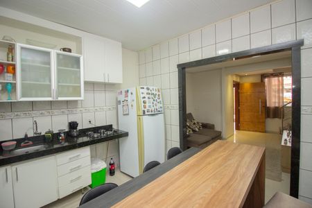 Casa à venda com 140m², 4 quartos e 2 vagasCozinha