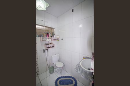Casa à venda com 140m², 4 quartos e 2 vagasBanheiro Social