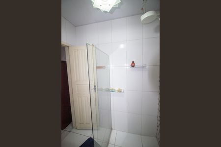 Casa à venda com 140m², 4 quartos e 2 vagasBanheiro Social