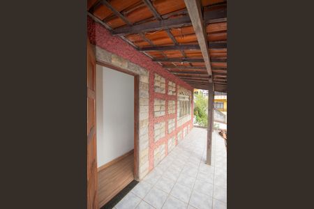 Casa à venda com 140m², 4 quartos e 2 vagasÁrea Externa