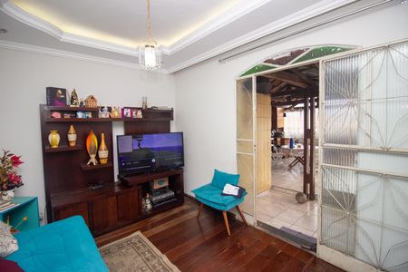 Casa à venda com 140m², 4 quartos e 2 vagasSala 2