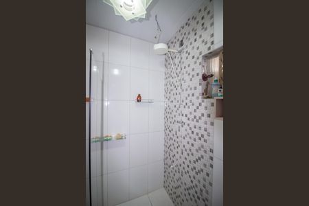 Casa à venda com 140m², 4 quartos e 2 vagasBanheiro Social