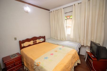 Casa à venda com 140m², 4 quartos e 2 vagasSuíte 3