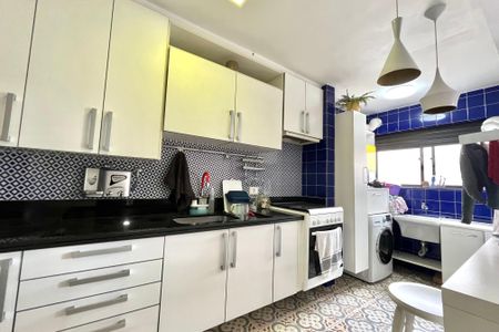 Apartamento à venda com 120m², 2 quartos e 2 vagas Apartamento à venda com 120m², 2 quartos e 2 vagasCozinha