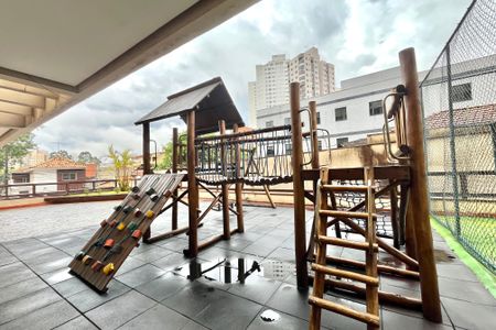 Apartamento à venda com 120m², 2 quartos e 2 vagas Apartamento à venda com 120m², 2 quartos e 2 vagasÁrea comum - Playground
