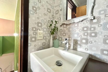 Apartamento à venda com 120m², 2 quartos e 2 vagas Apartamento à venda com 120m², 2 quartos e 2 vagasLavabo