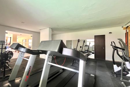 Apartamento à venda com 120m², 2 quartos e 2 vagas Apartamento à venda com 120m², 2 quartos e 2 vagasÁrea comum - Academia