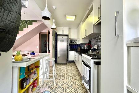 Apartamento à venda com 120m², 2 quartos e 2 vagas Apartamento à venda com 120m², 2 quartos e 2 vagasÁrea de Serviço