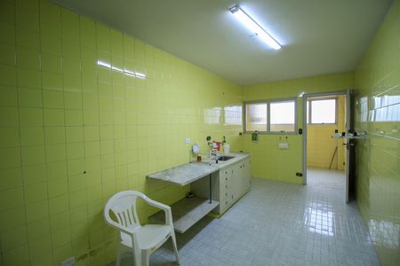 Apartamento à venda com 111m², 3 quartos e 1 vaga Apartamento à venda com 111m², 3 quartos e 1 vagaBanheiro de Serviço