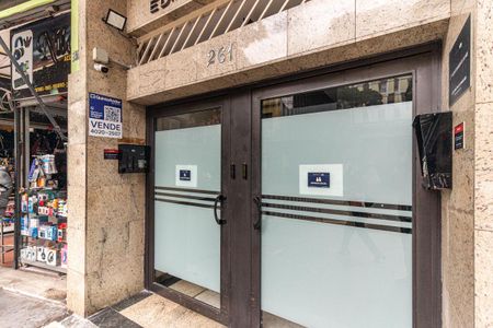 Apartamento à venda com 50m², 1 quarto e sem vagaFachada - Plaquinha