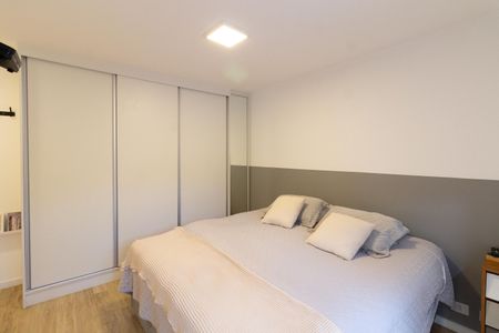 Casa à venda com 230m², 3 quartos e 2 vagasSuíte