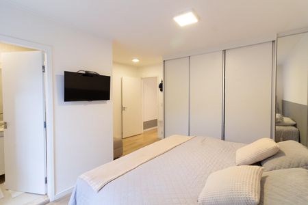 Casa à venda com 230m², 3 quartos e 2 vagasSuíte