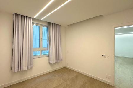 Apartamento à venda com 65m², 1 quarto e sem vagaSuíte