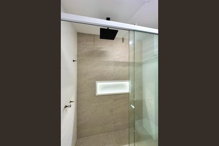 Apartamento à venda com 65m², 1 quarto e sem vagaBanheiro da Suíte