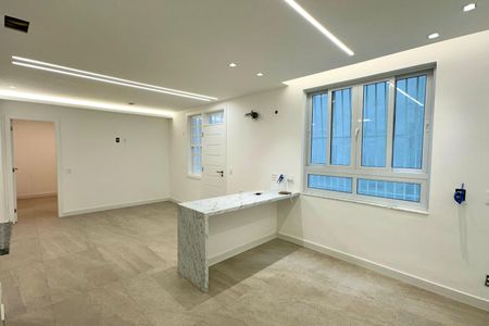 Sala de apartamento à venda com 1 quarto, 65m² em Leblon, Rio de Janeiro