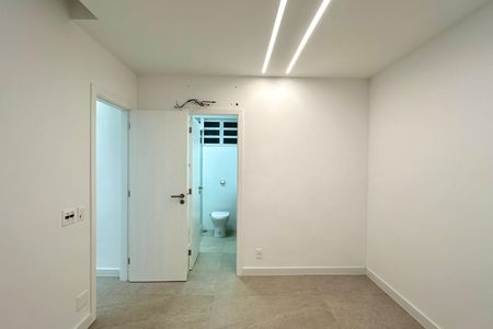 Apartamento à venda com 65m², 1 quarto e sem vagaSuíte