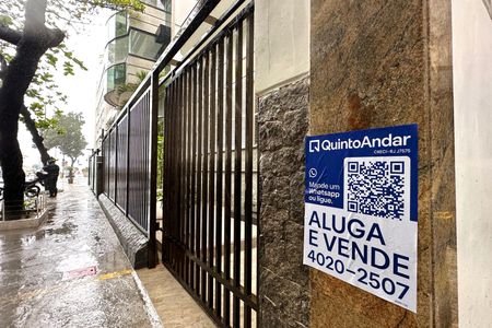 Apartamento à venda com 65m², 1 quarto e sem vagaPlaquinha