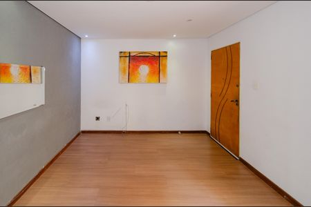 Sala de apartamento para alugar com 2 quartos, 50m² em Estrela do Oriente, Belo Horizonte