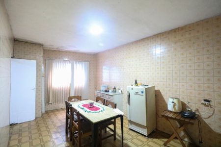 Casa à venda com 179m², 3 quartos e 2 vagas Casa à venda com 179m², 3 quartos e 2 vagasCozinha