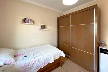 Casa à venda com 326m², 8 quartos e 2 vagas Casa à venda com 326m², 8 quartos e 2 vagasCASA 1 - Quarto 3