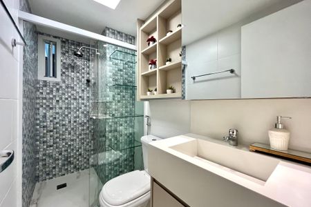 Apartamento à venda com 89m², 3 quartos e 2 vagasBanheiro 