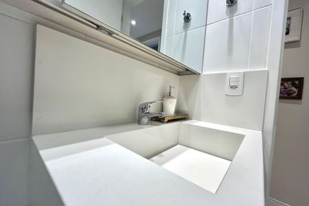 Apartamento à venda com 89m², 3 quartos e 2 vagasBanheiro 