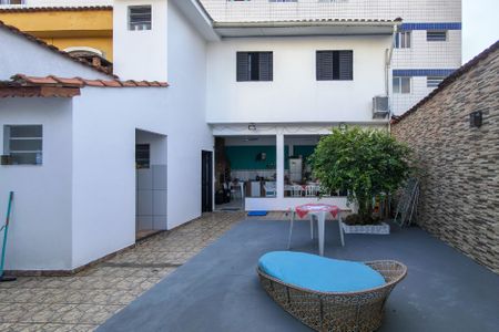 Casa para alugar com 256m², 3 quartos e 3 vagasQuintal 
