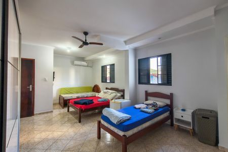 Casa para alugar com 256m², 3 quartos e 3 vagasSuite 2