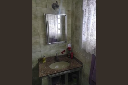 Casa para alugar com 115m², 3 quartos e 2 vagasBanheiro Social