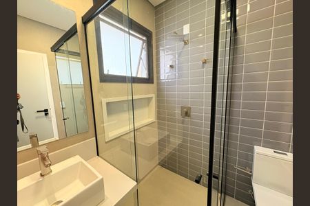 Casa de condomínio à venda com 380m², 5 quartos e 3 vagasBanheiro da Suíte 2