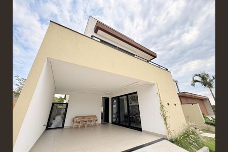 Casa de condomínio à venda com 380m², 5 quartos e 3 vagasÁrea externa